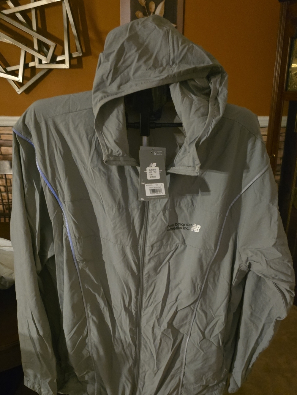 New Balance Men's Hooded Windbreaker Jacket - Light Gray 2 Piece SweatSuit